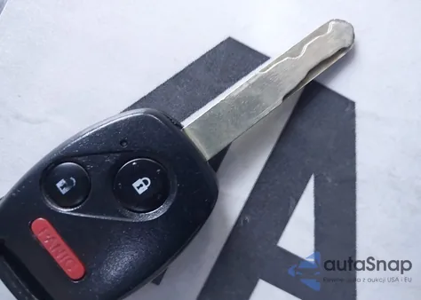 2011 Honda Civic Lx z USA, uszkodzony, nr VIN 2HGFG1B66BH512472